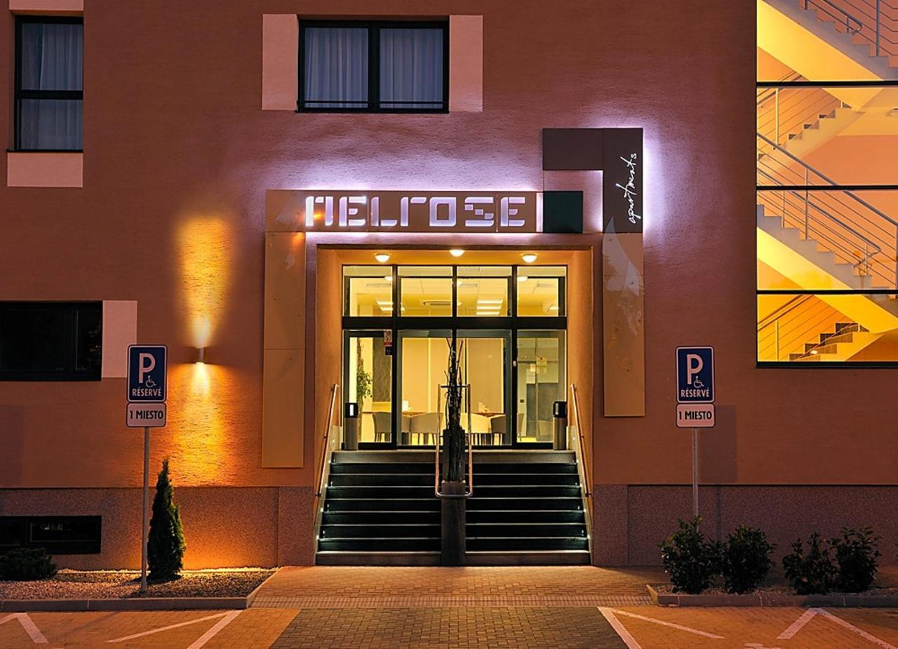 Melrose Apartments Bratislava Buitenkant foto